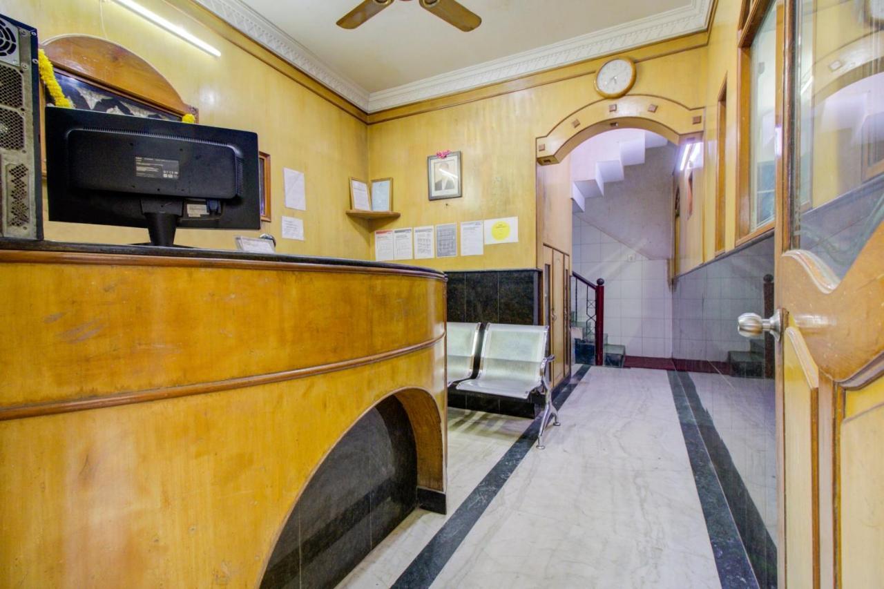 SPOT ON 75643 Golden Guest House Bangalore Exterior foto