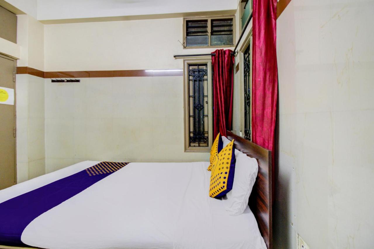 SPOT ON 75643 Golden Guest House Bangalore Exterior foto